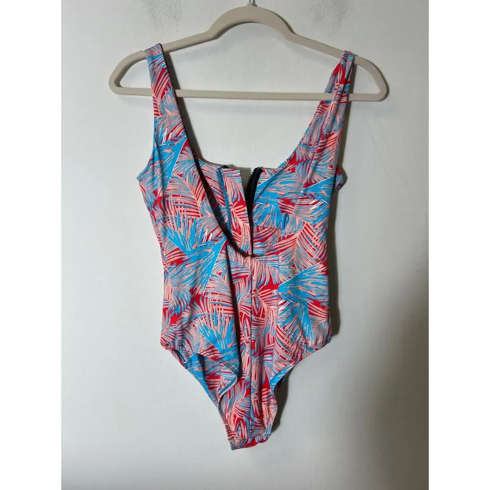 NWT Vetchy One Piece Swimsuit Sz S